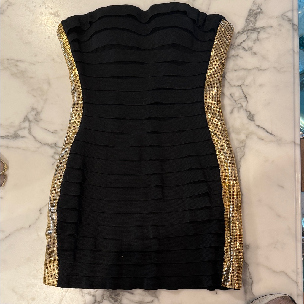 Sherri Hill Elegant Black And Gold Mini Dress